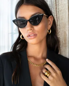 BOLD MOVE NECKLACE
