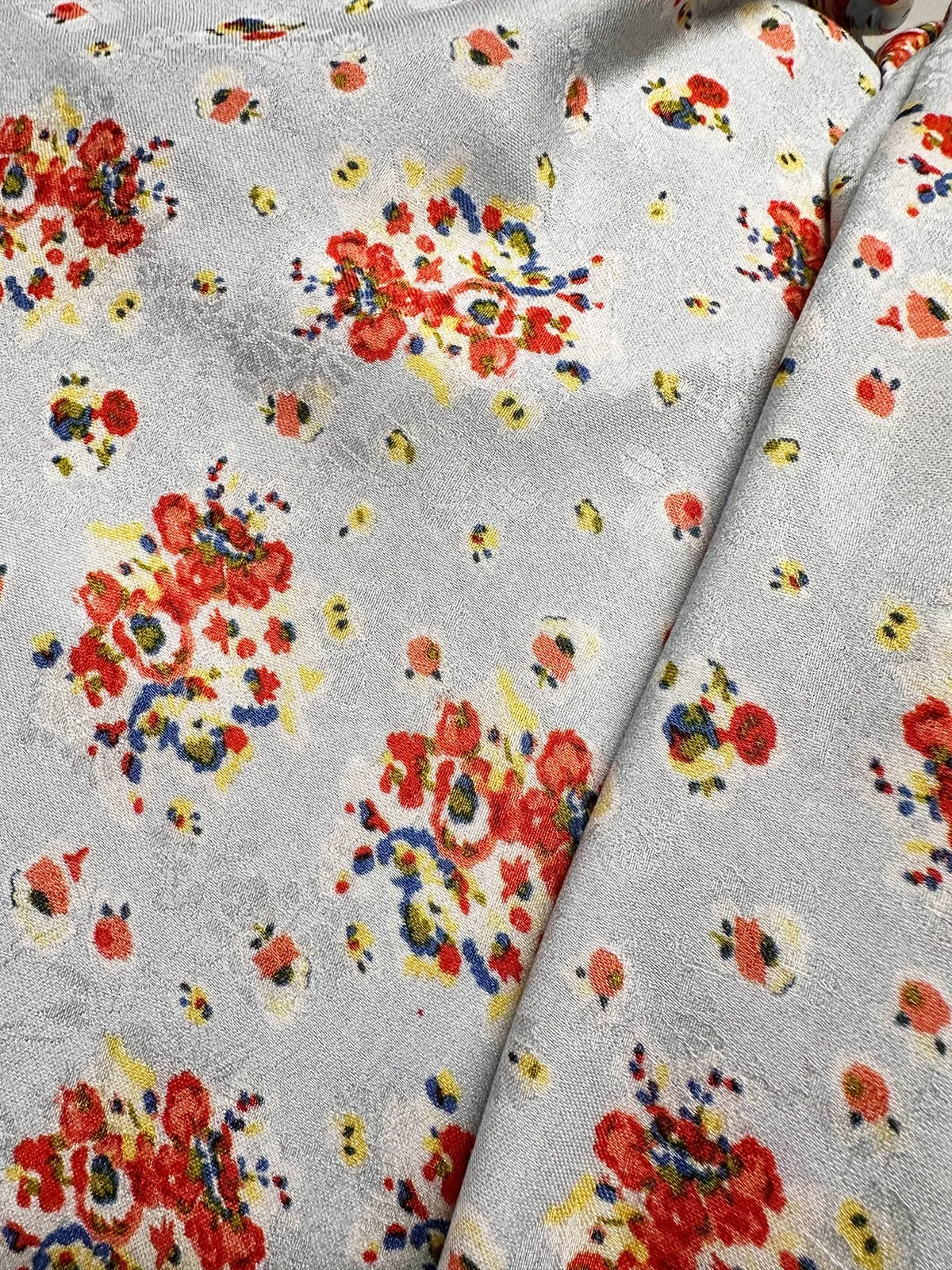 Dainty Floral Jacquard