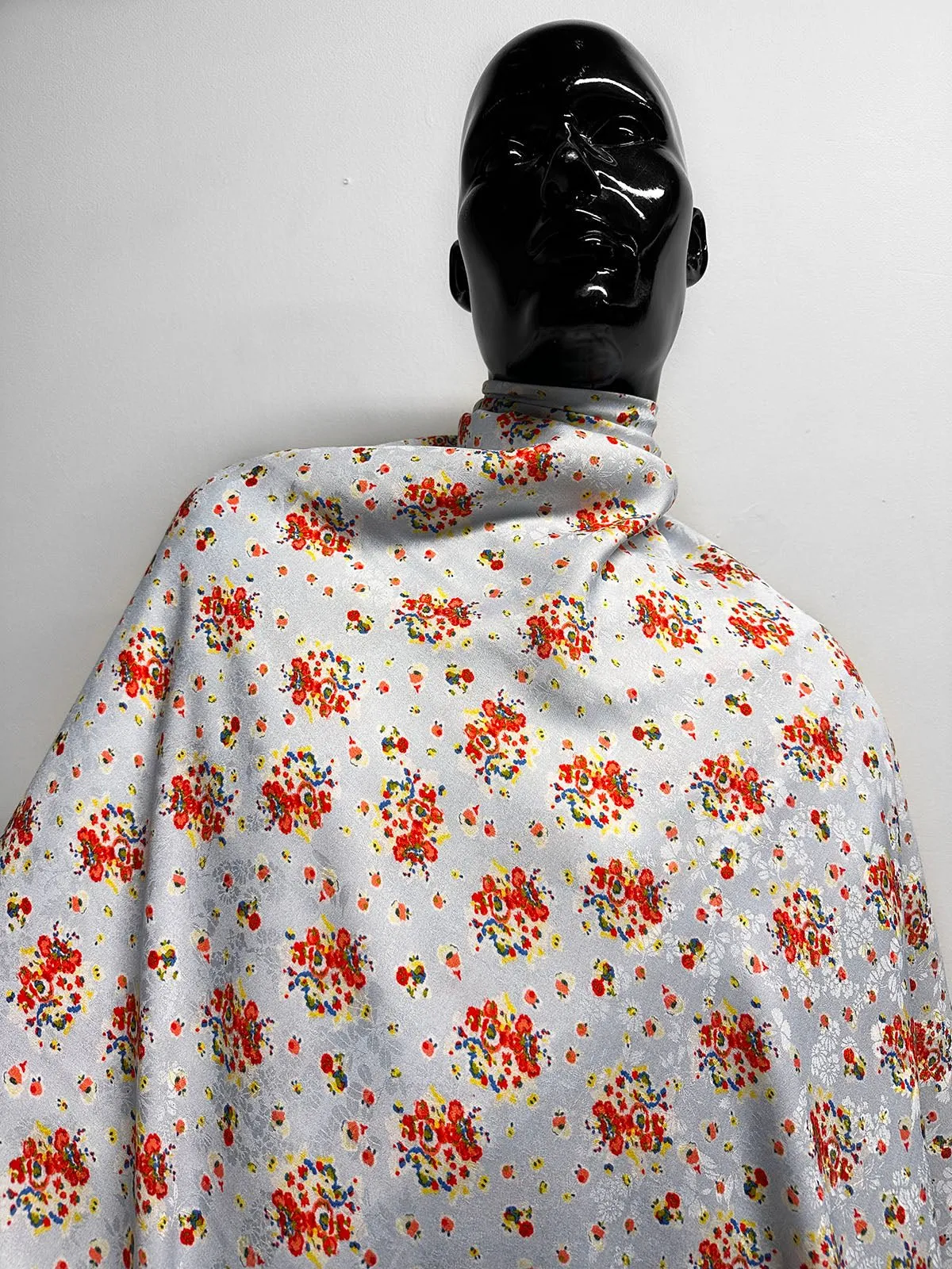 Dainty Floral Jacquard