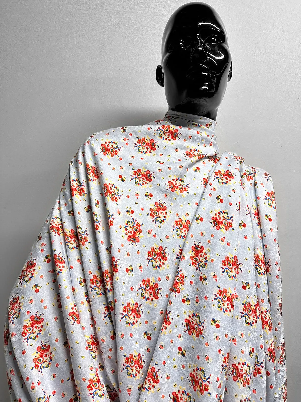 Dainty Floral Jacquard