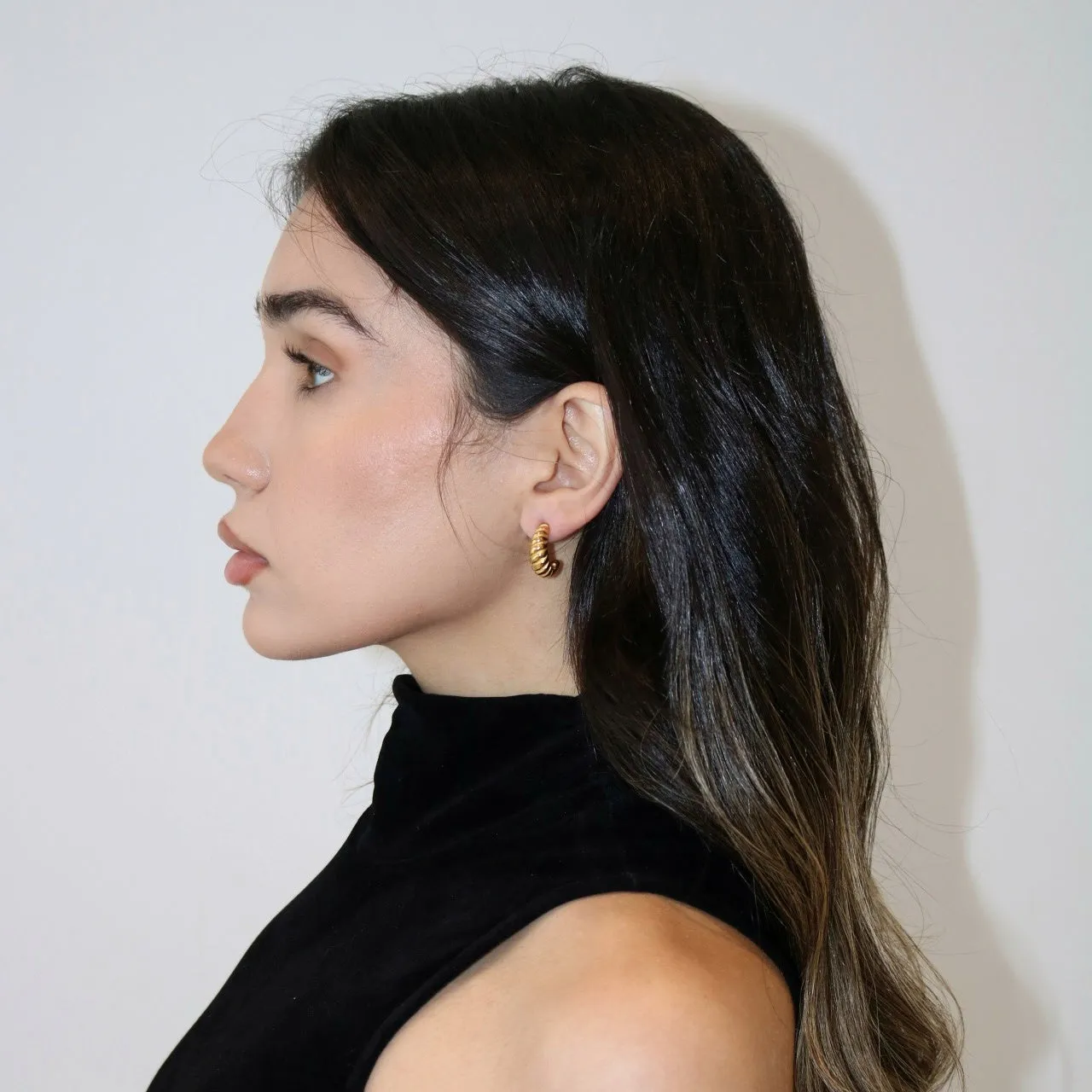 Jolie Croissant Stud Earrings