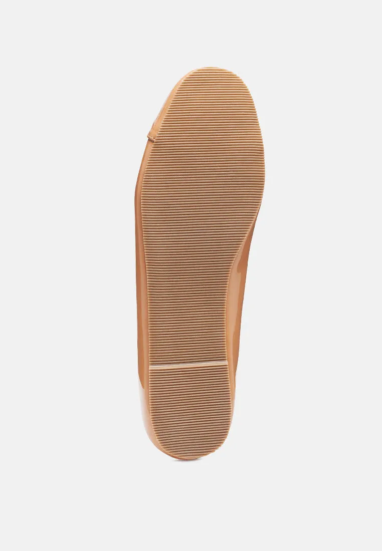 Round toe ballerina flat shoes