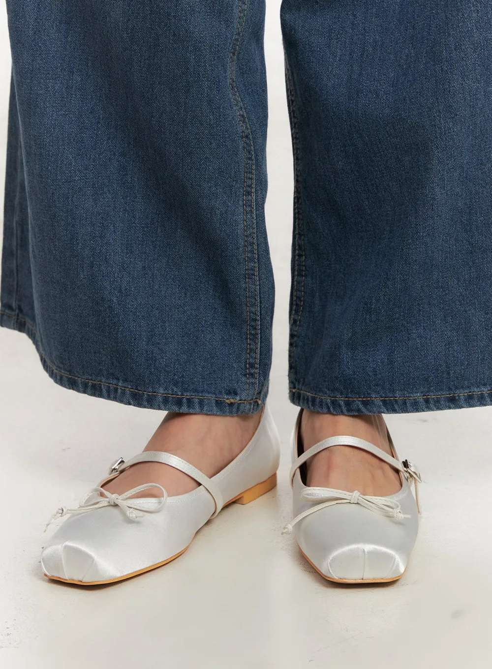 Satin Ribbon Ballet Flats CA501