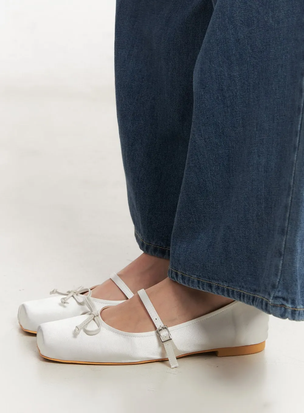 Satin Ribbon Ballet Flats CA501